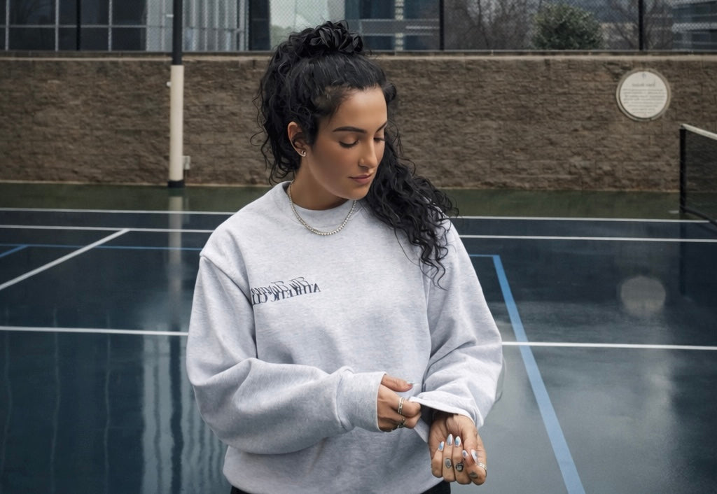 LUXURY IN MOTION CREWNECK